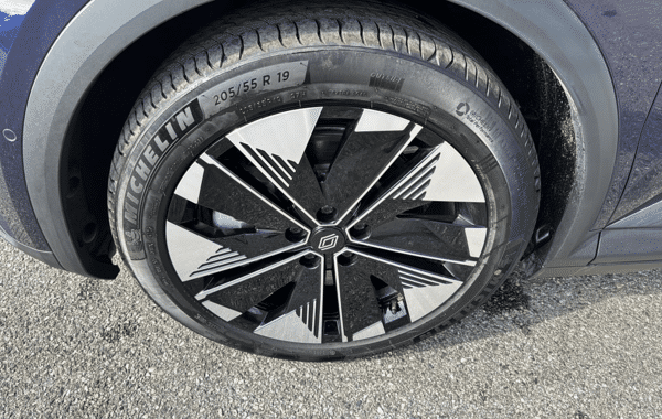 renault-scenic-v-e-tech-electric-170ch-techno-autonomie-confort-24 - 1024864713