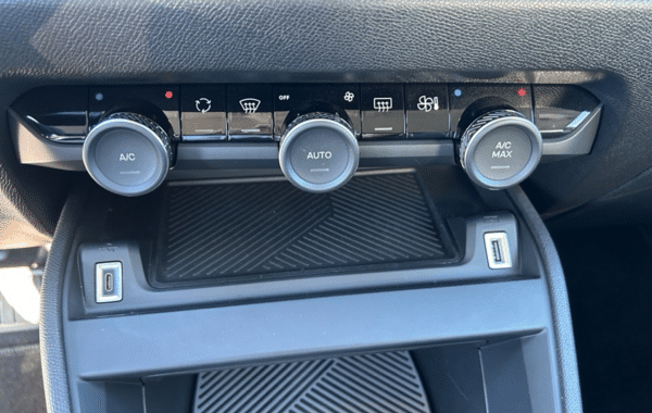citroen-c4-1-5-bluehdi-130ch-s-s-plus-automatique - 1025514713