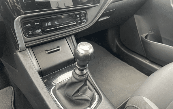 toyota-auris-1-2-turbo-116ch-design - 1025764713