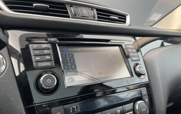 nissan-qashqai-1-6-dci-130ch-tekna - 1025864713