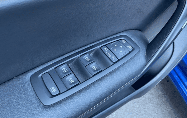 renault-megane-iv-estate-1-5-blue-dci-115ch-techno - 1026144713