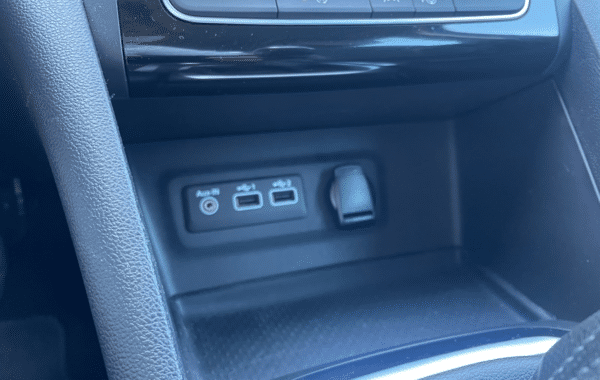 renault-megane-iv-estate-1-5-blue-dci-115ch-techno - 1026144713