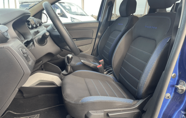 dacia-duster-1-5-blue-dci-115ch-15-ans-4x2-20 - 1026294713