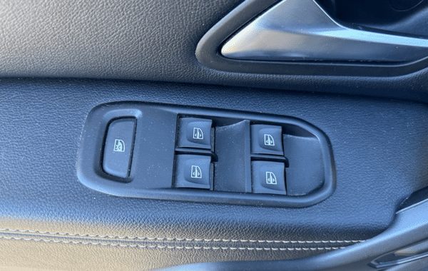 dacia-duster-1-5-blue-dci-115ch-prestige-4x2 - 1026344713