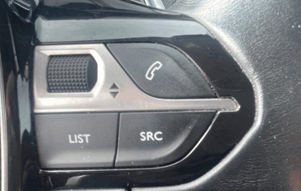 peugeot-3008-1-2-puretech-130ch-allure-s-s-eat6 - 1026464713