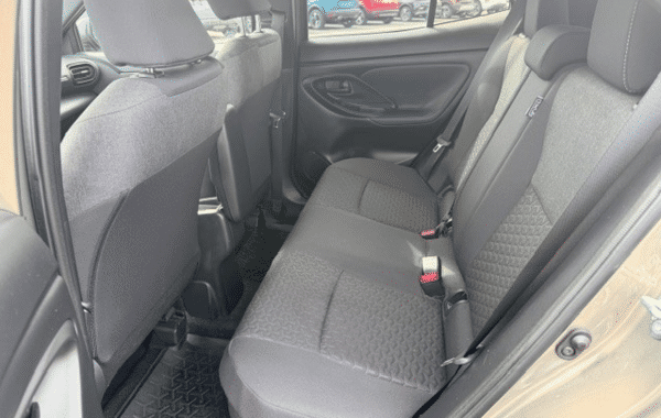 toyota-yaris-cross-116h-design-my21 - 1026504713