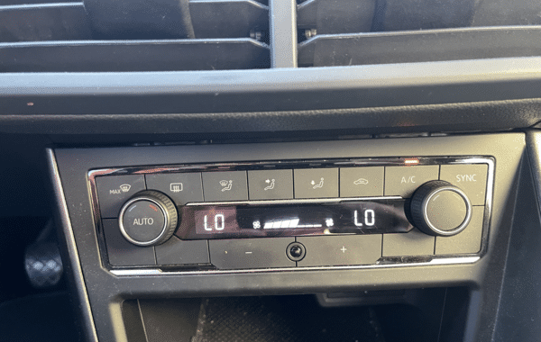 volkswagen-polo-1-0-tsi-95ch-r-line - 1026534713