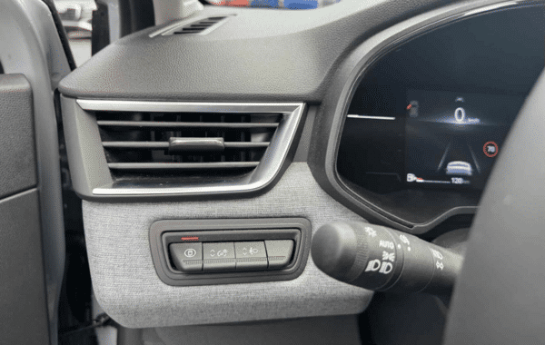 renault-clio-v-1-5-dci-100ch-evolution-25 - 1026664713