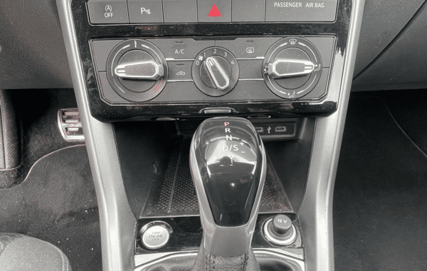 volkswagen-t-cross-1-0-tsi-110ch-active-dsg7 - 1027804713