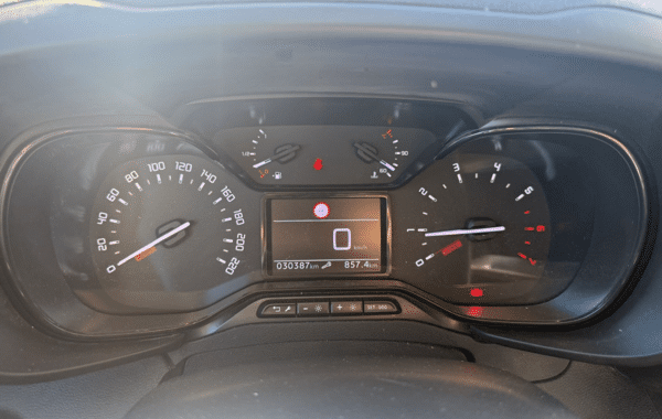 citroen-berlingo-m-bluehdi-100ch-s-s-feel-pack - 1028434713