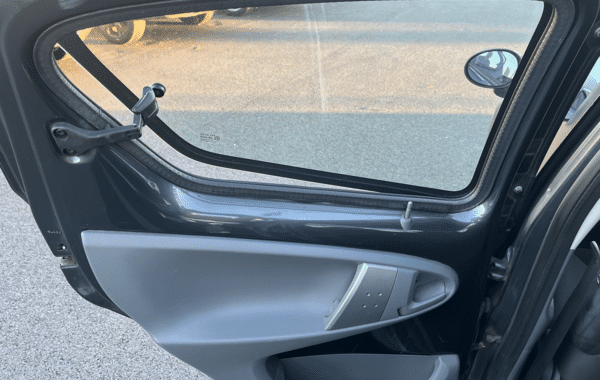 toyota-aygo-1-0-vvt-i-68ch-confort-5p - 1028814713