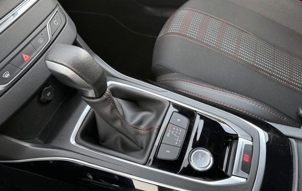 peugeot-308-sw-1-6-bluehdi-120ch-gt-line-s-s-eat6 - 1029854713