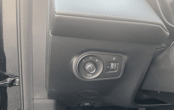 mg-motor-zs-1-5-hybrid-197ch-luxury - 1029934713