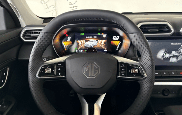 mg-motor-zs-1-5-hybrid-197ch-luxury - 1029984713