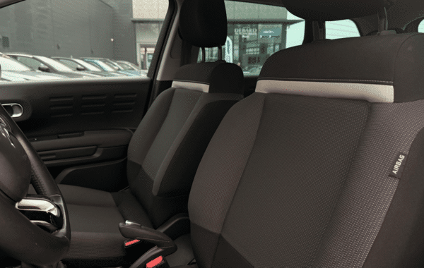 citroen-c3-aircross-bluehdi-110ch-s-s-shine - 1030554713