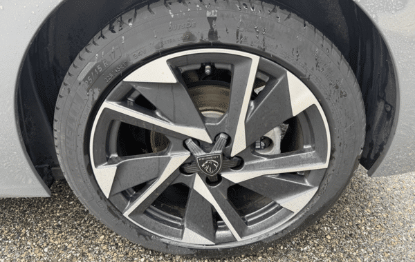 peugeot-308-1-2-puretech-130ch-s-s-allure-eat8 - 1031204713