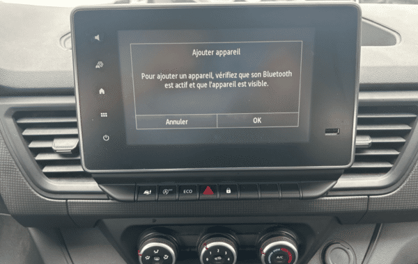 renault-trafic-iii-combi-l2-2-0-blue-dci-150ch-s-s-zen-9-places - 1031584713