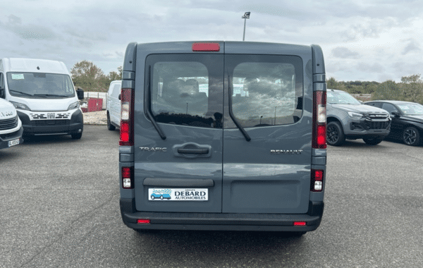 renault-trafic-iii-combi-l2-2-0-blue-dci-150ch-s-s-zen-9-places - 1031584713