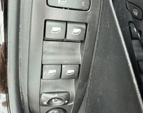 peugeot-2008-1-2-puretech-130ch-e6-c-gt-line-s-s-eat6 - 1031824713