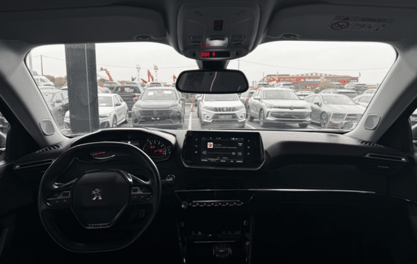 peugeot-2008-1-2-puretech-130ch-s-s-allure - 1032204713
