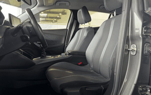 peugeot-2008-1-2-puretech-130ch-s-s-allure - 1032204713