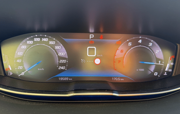 peugeot-3008-1-2-puretech-130ch-s-s-active-pack-eat8 - 1032254713