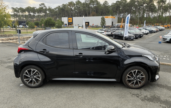 toyota-yaris-116h-design-5p-my22 - 1032364713