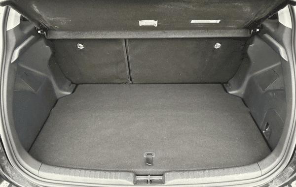 toyota-yaris-116h-design-5p-my22 - 1032364713
