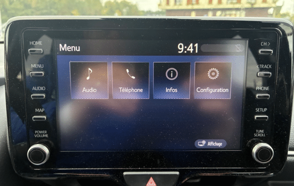toyota-yaris-116h-design-5p-my22 - 1032364713
