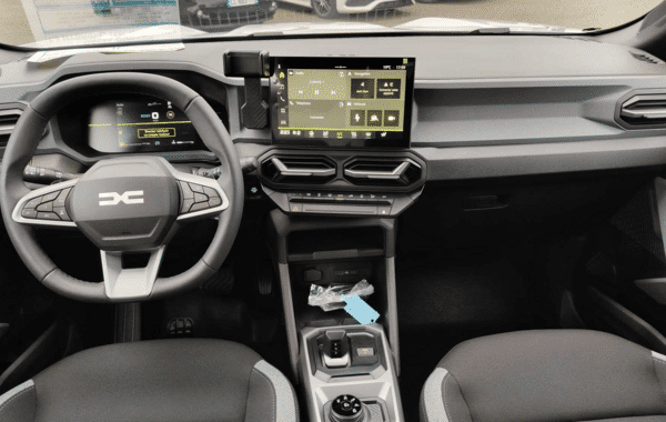 dacia-duster-1-2-hybrid-g-150ch-journey-4x4 - 1032444713
