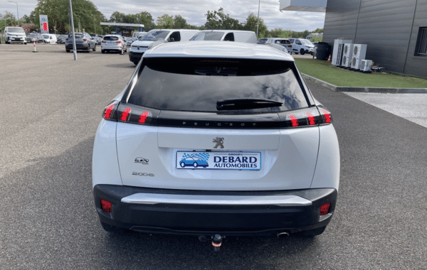 peugeot-2008-1-5-bluehdi-130ch-s-s-allure-eat8 - 1033064713