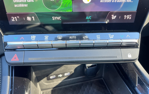 renault-austral-1-3-tce-mild-hybrid-160ch-techno-auto-23 - 1033184713