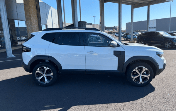 dacia-duster-1-2-hybrid-g-150ch-journey-4x4 - 1033974713