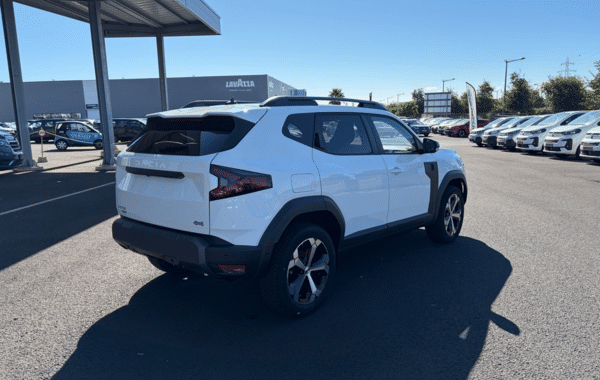 dacia-duster-1-2-hybrid-g-150ch-journey-4x4 - 1033984713