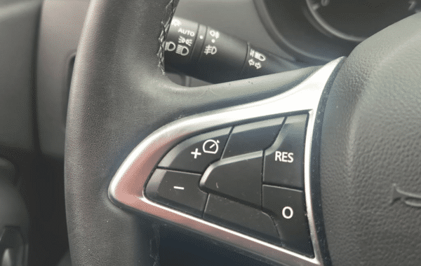 dacia-duster-1-5-dci-110ch-confort-4x2 - 1034604713