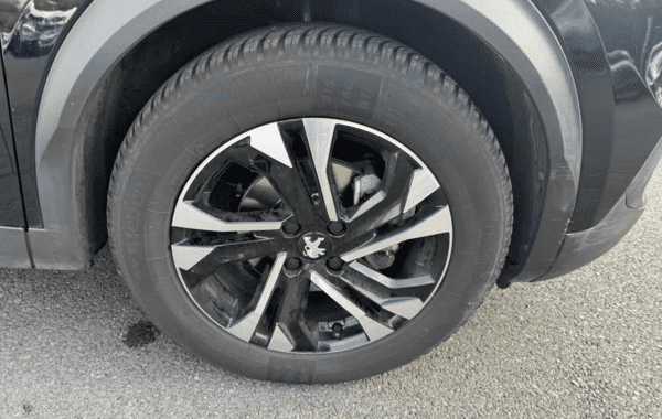 peugeot-2008-1-2-puretech-130ch-s-s-allure-eat8 - 1034874713