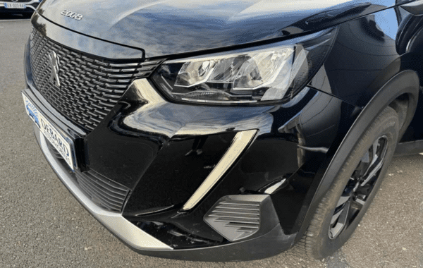 peugeot-2008-1-2-puretech-130ch-s-s-allure-eat8 - 1034874713
