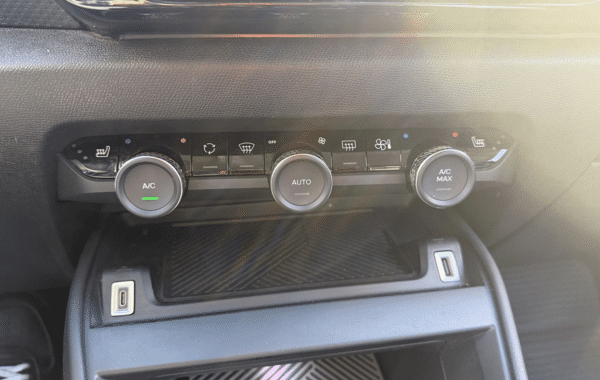 citroen-c4-bluehdi-130ch-s-s-shine-eat8 - 1035474713