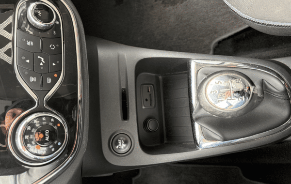 renault-captur-1-5-dci-90ch-stop-start-energy-intens-eco2 - 1036334713