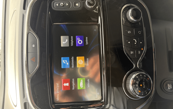 renault-captur-1-5-dci-90ch-stop-start-energy-intens-eco2 - 1036334713
