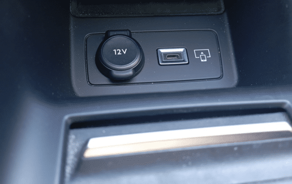 peugeot-308-1-2-hybrid-136ch-allure-e-dcs6 - 1036754713