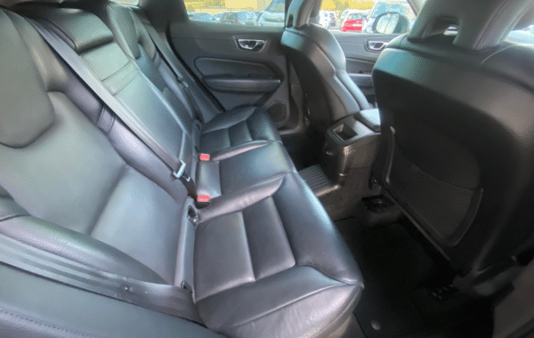 volvo-xc60-t8-awd-recharge-303-87ch-inscription-luxe-geartronic - 1038954713