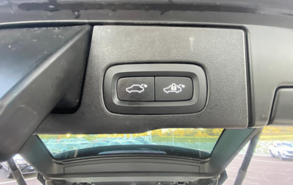 volvo-xc60-t8-awd-recharge-303-87ch-inscription-luxe-geartronic - 1038954713