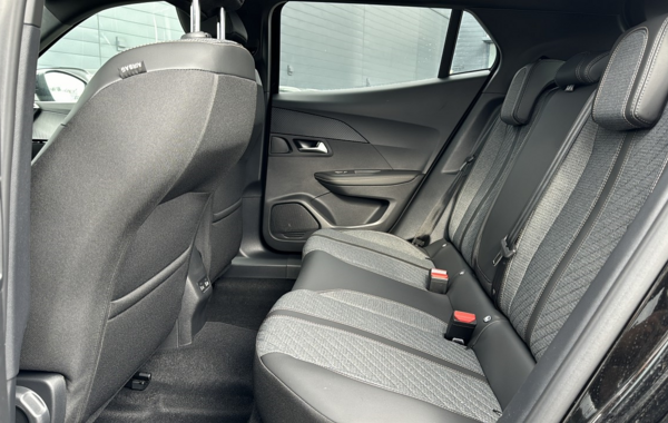 peugeot-2008-1-2-puretech-130ch-s-s-allure-eat8 - 699514713