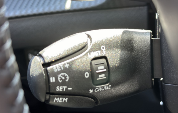 peugeot-2008-1-2-130ch-s-s-allure-eat8 - 706034713