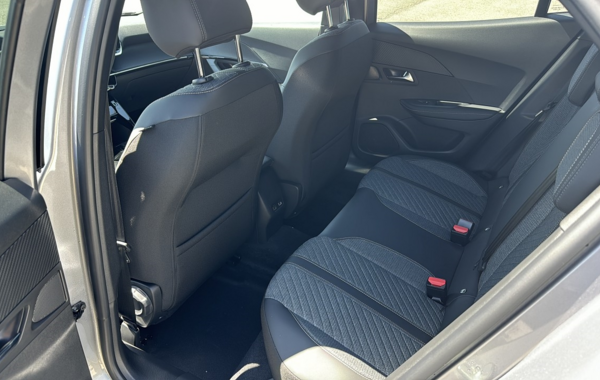 peugeot-2008-1-2-130ch-s-s-allure-eat8 - 706034713