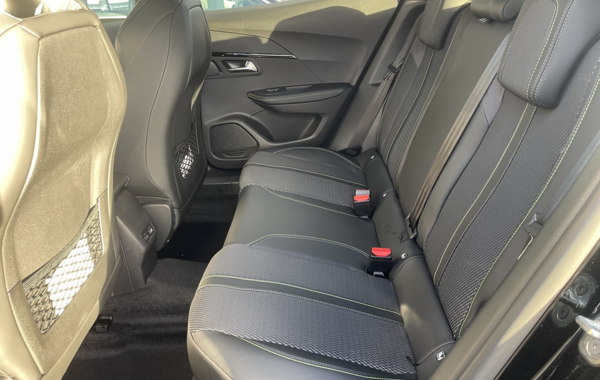 peugeot-2008-1-2-puretech-130ch-s-s-gt-eat8 - 709504713