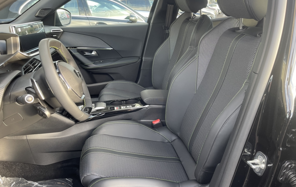 peugeot-2008-1-2-puretech-130ch-s-s-gt-eat8 - 709504713