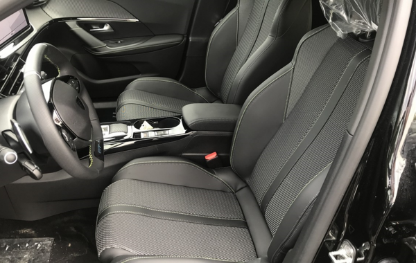 peugeot-2008-1-2-puretech-130ch-s-s-gt-eat8 - 709514713