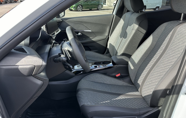 peugeot-2008-1-2-puretech-130ch-s-s-allure-eat8 - 710414713
